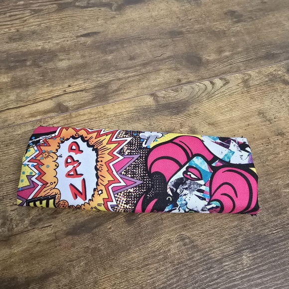 Jansport Black and Pink Make Up Travel Bag - Picture 3 of 6